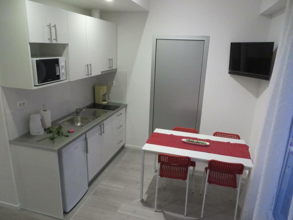 Apartmani Raos Дугі-Рат Екстер'єр фото