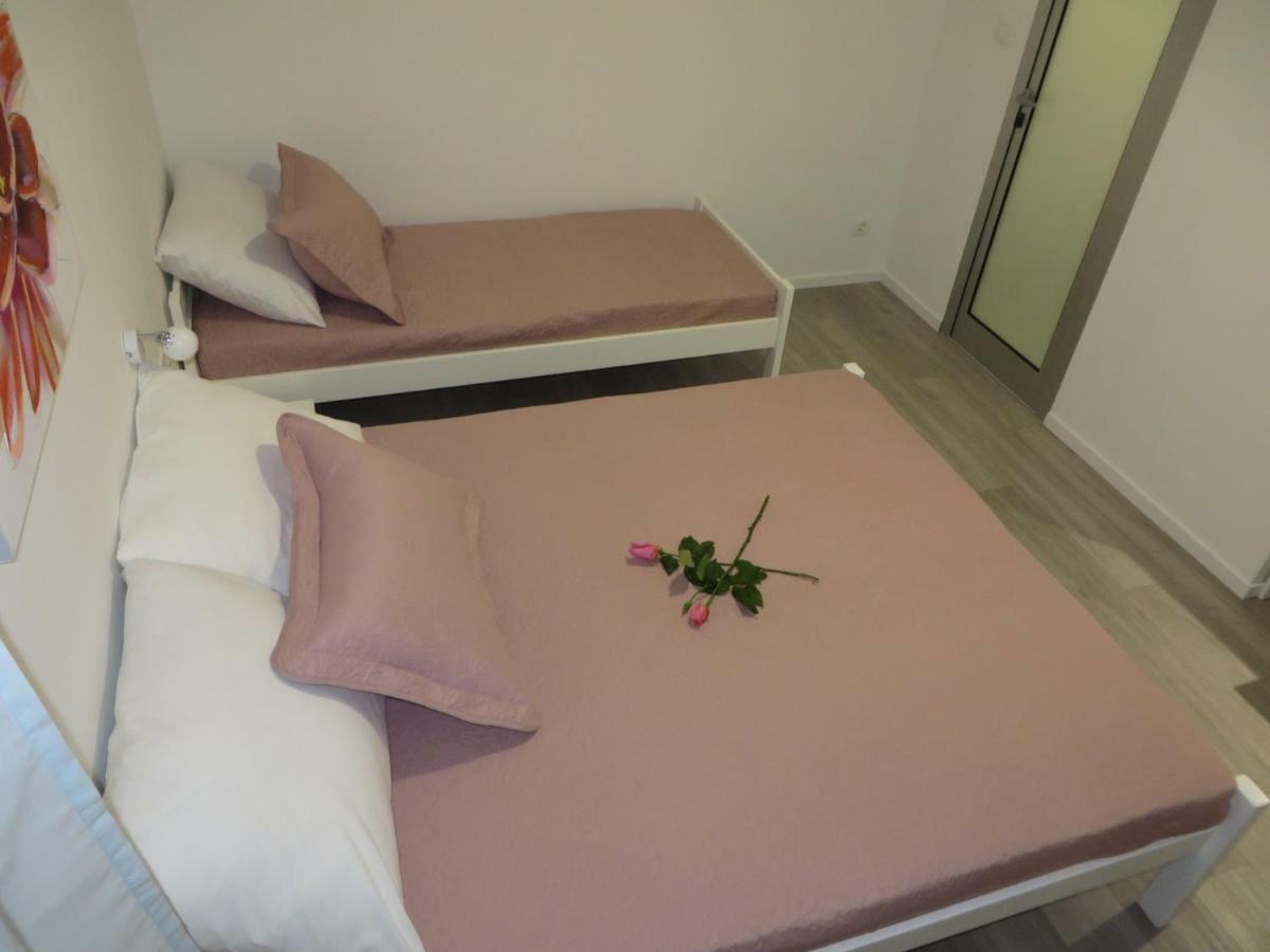 Apartmani Raos Дугі-Рат Екстер'єр фото