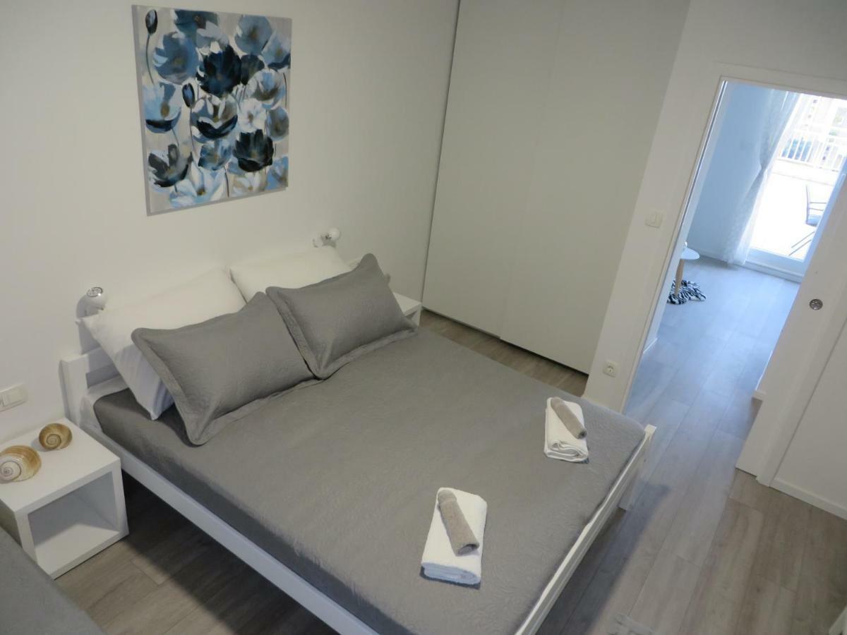Apartmani Raos Дугі-Рат Екстер'єр фото